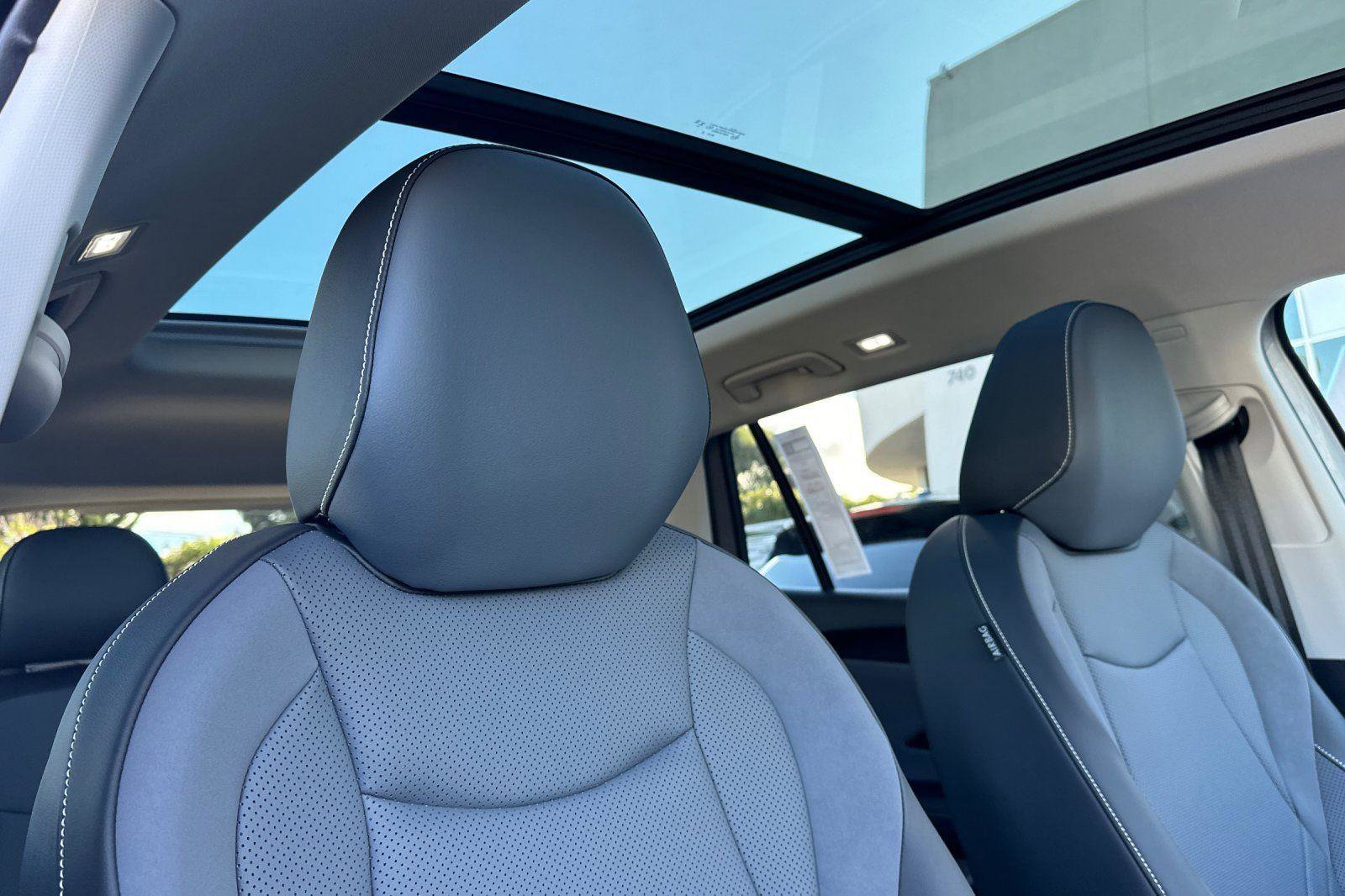 New 2026 Volkswagen Tiguan SE image 16