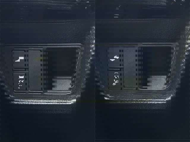 Used 2025 Acura ADX A-Spec image 24