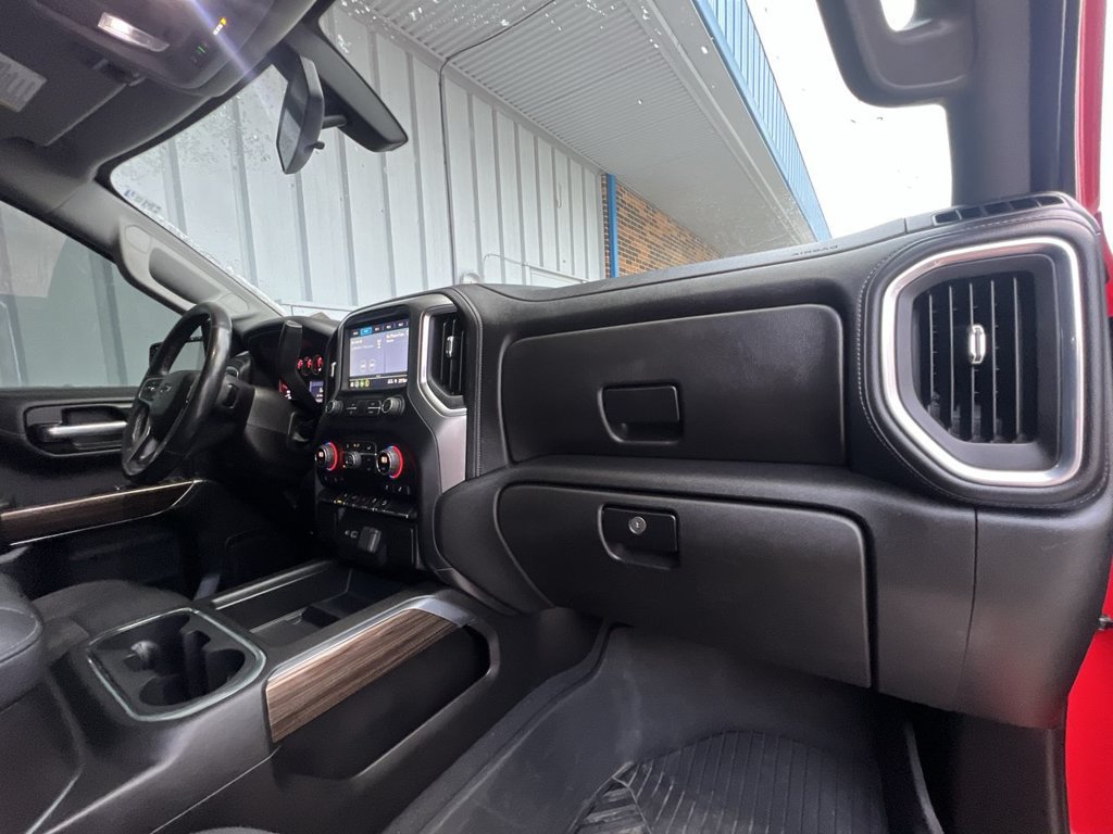Used 2021 Chevrolet Silverado 1500 LT Trail Boss AWD/4WD image 28