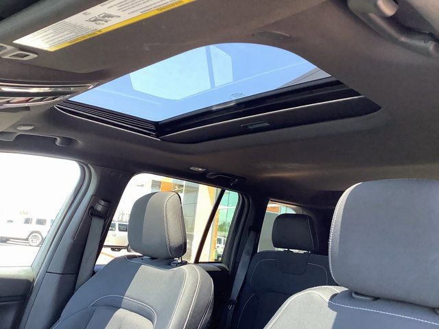 Used 2024 Jeep Grand Cherokee Laredo X w/ Trailer Tow Package image 20