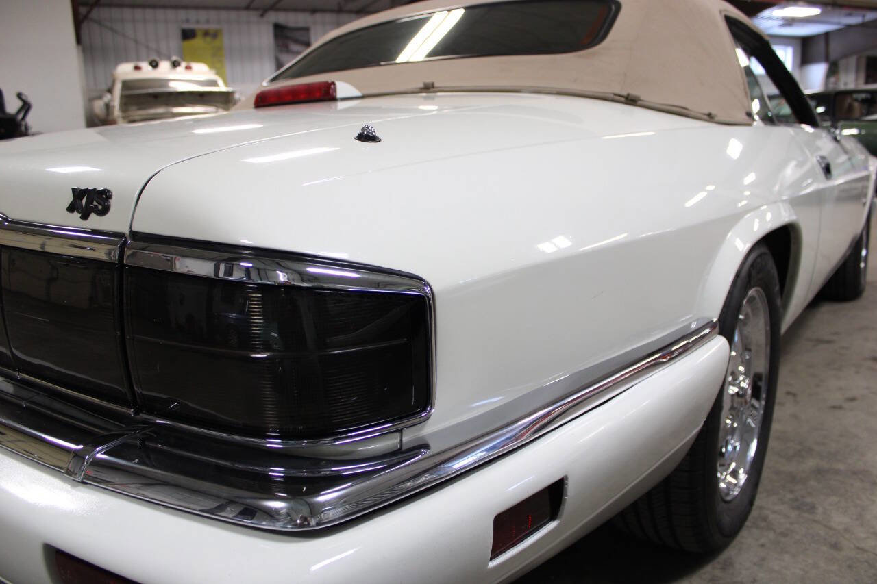 Used 1995 Jaguar XJS 4.0 Convertible image 13