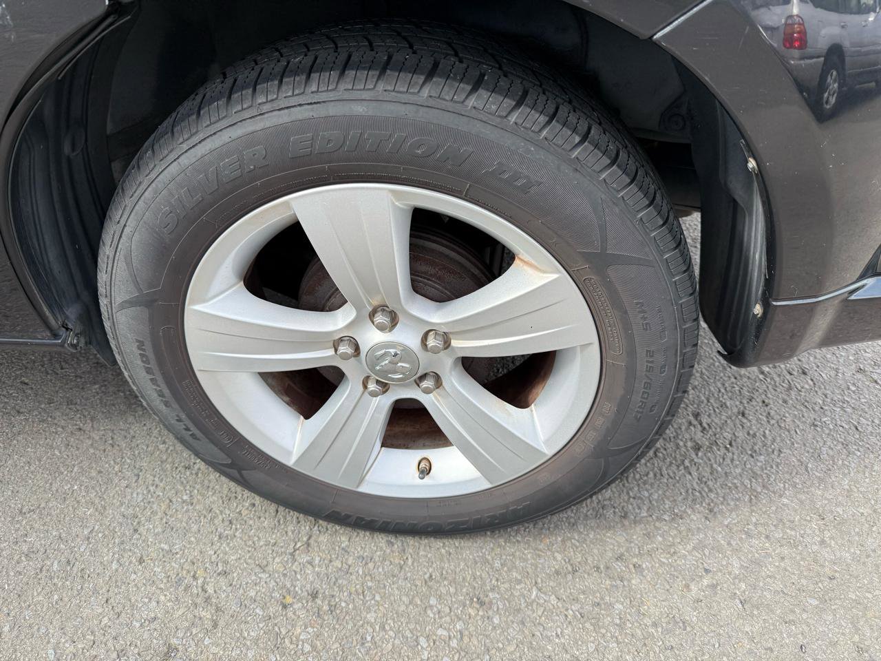 Used 2010 Dodge Caliber SXT image 24