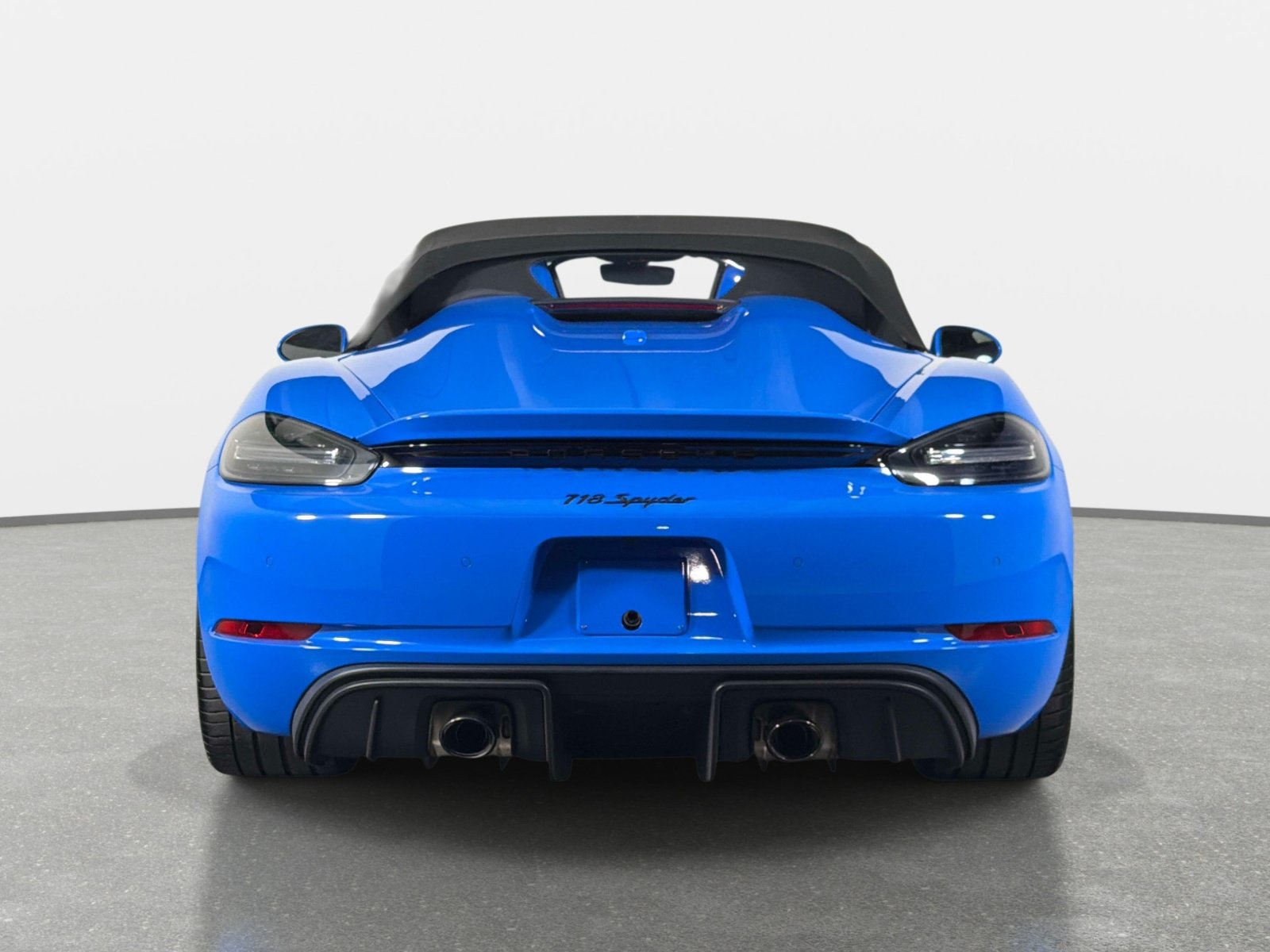 Used 2023 Porsche 718 Boxster Spyder RWD image 4