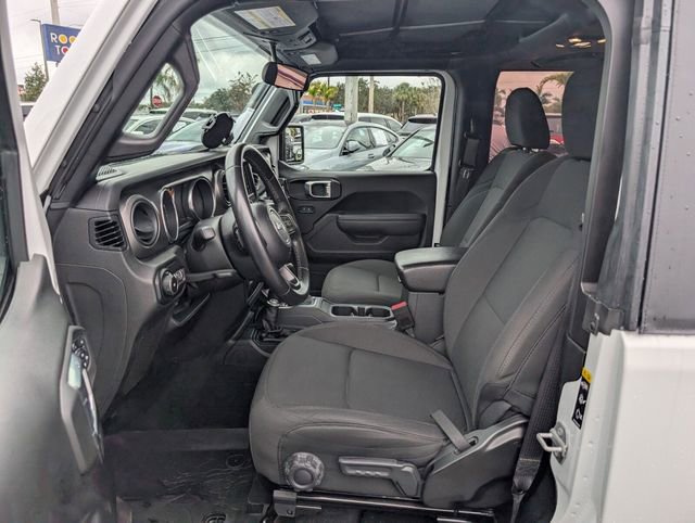 Used 2022 Jeep Wrangler Sport S image 5