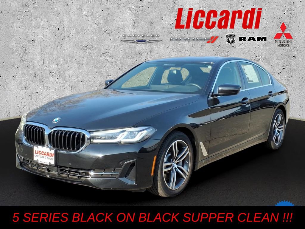 Used 2023 BMW 530i xDrive image 3