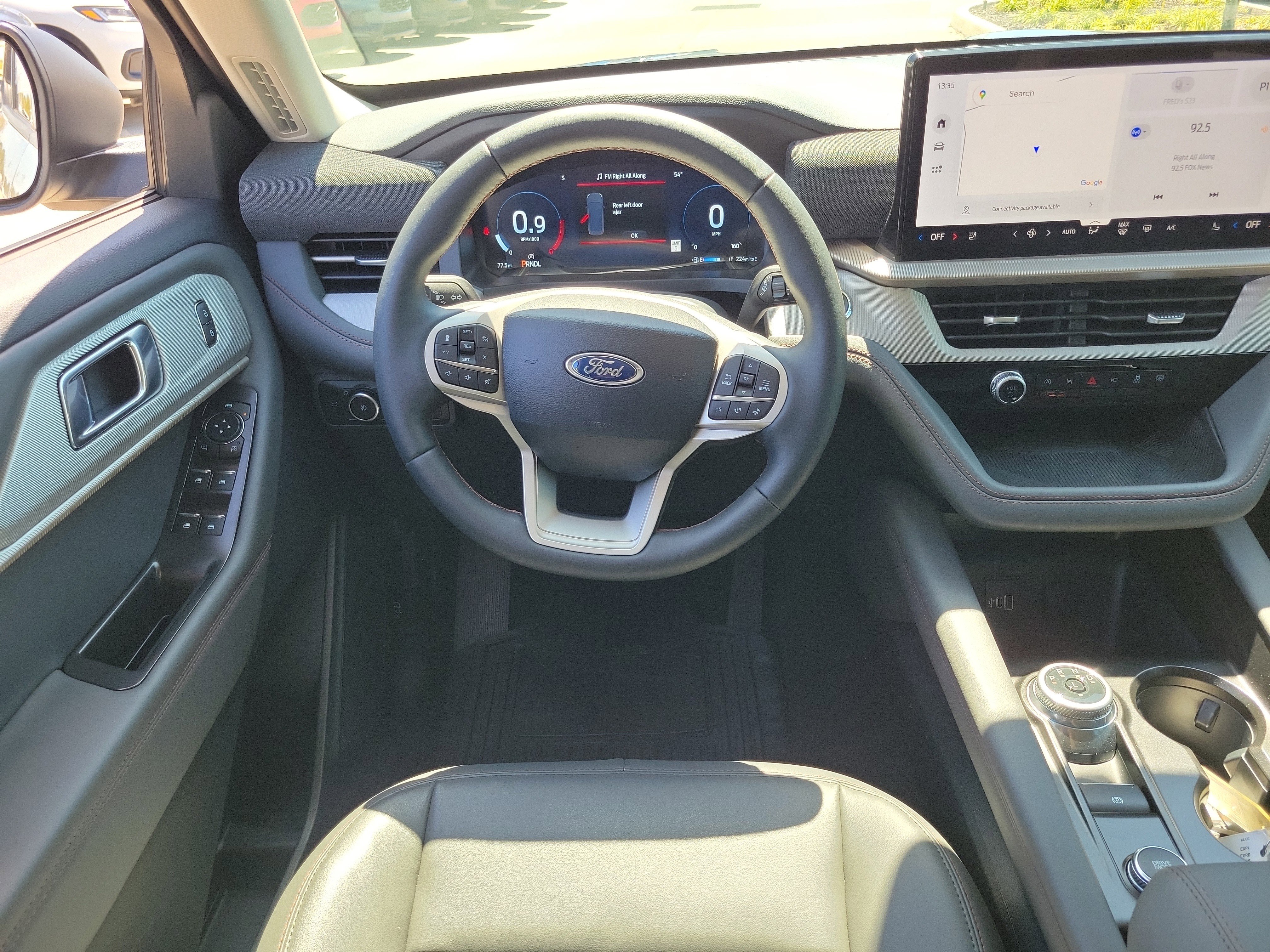 Used 2026 Ford Explorer Active w/ Active Comfort Package image 18