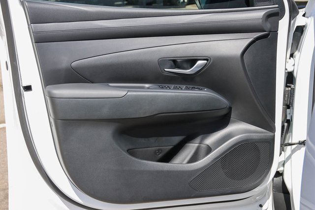 New 2026 Hyundai Santa Cruz SE FWD image 8