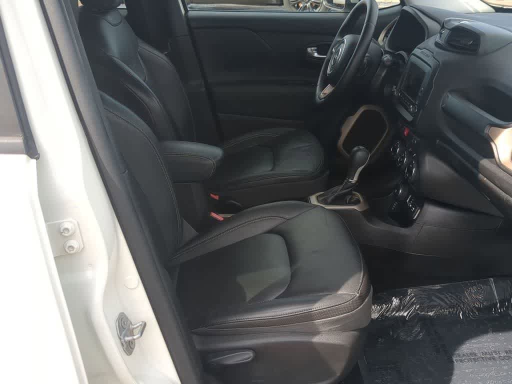 Used 2015 Jeep Renegade Limited w/ Advanced Technology Group AWD/4WD image 20