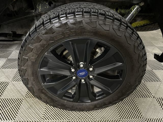 Used 2019 Ford F150 Lariat w/ Equipment Group 502A Luxury AWD/4WD image 34
