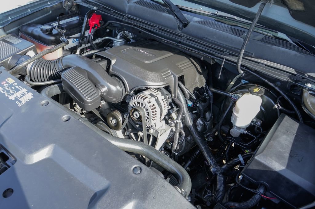 Used 2013 Chevrolet Silverado 1500 LT w/ All-Star Edition AWD/4WD image 12