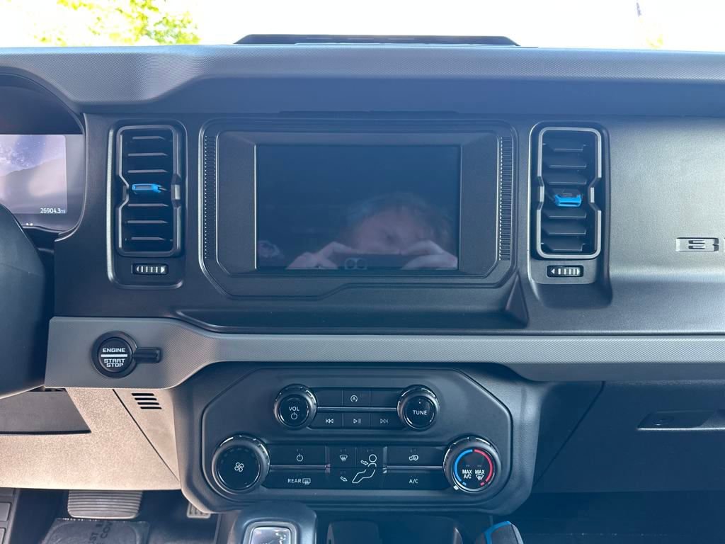 Used 2022 Ford Bronco Black Diamond w/ Sasquatch Package image 22