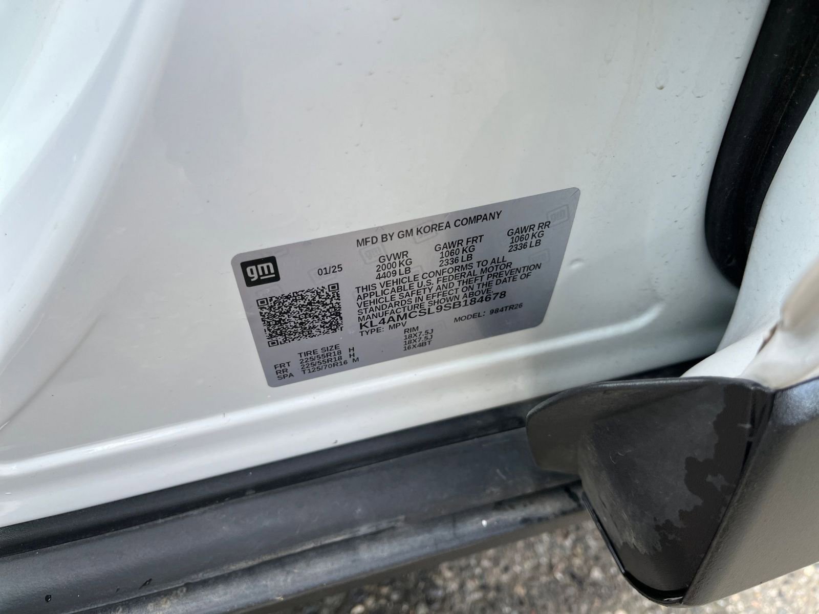 Used 2025 Buick Encore GX Preferred AWD/4WD image 30