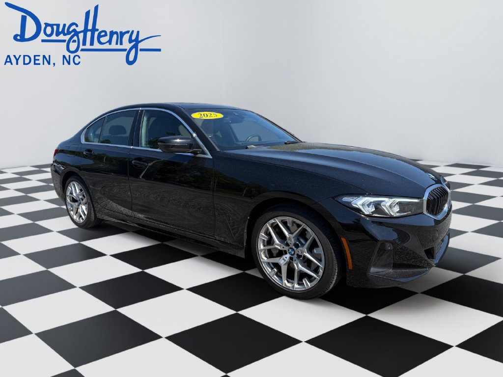 Used 2025 BMW 330i Sedan RWD image 7
