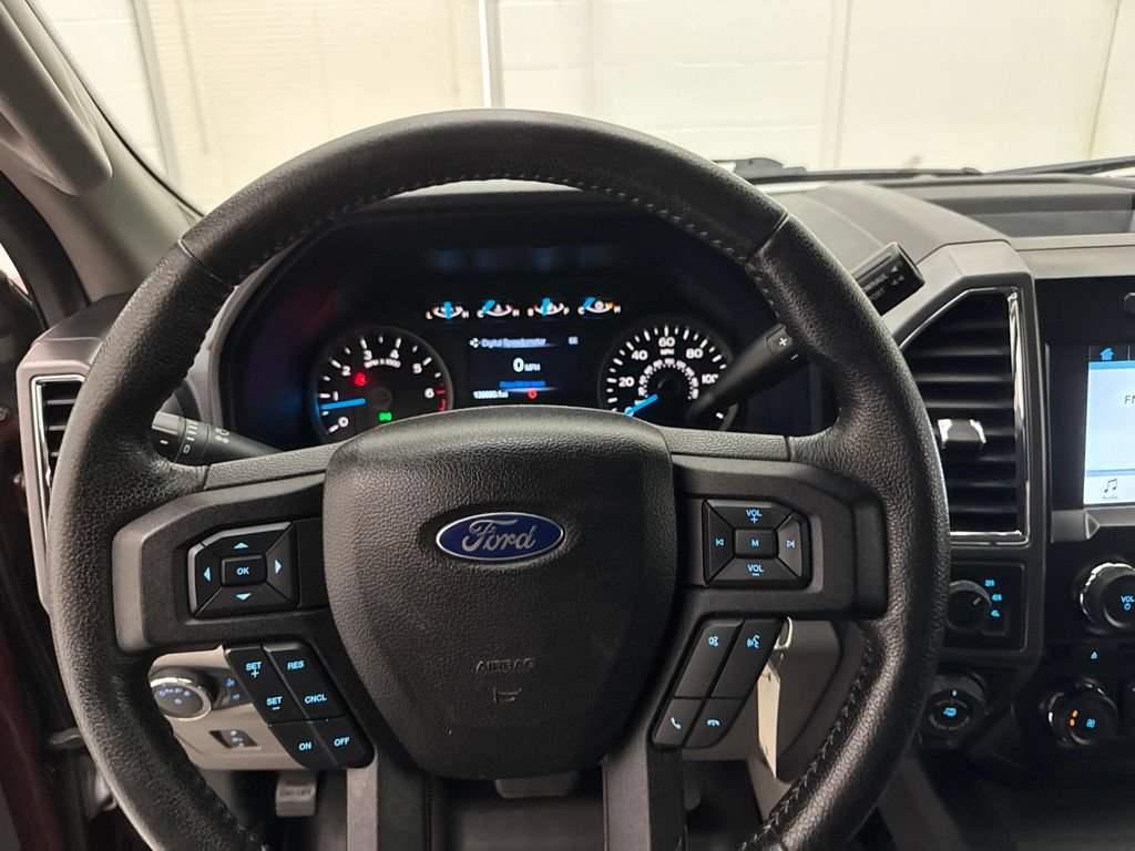 Used 2016 Ford F150 XLT w/ Equipment Group 302A Luxury AWD/4WD image 15