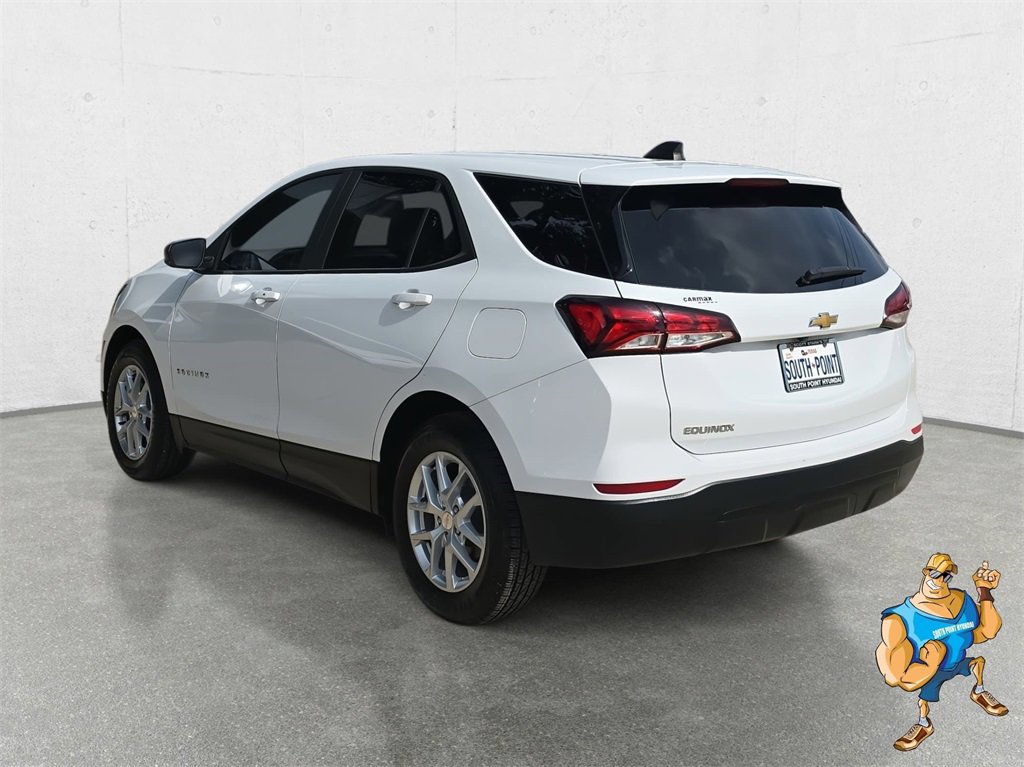 Used 2022 Chevrolet Equinox LS w/ LS Convenience Package image 7