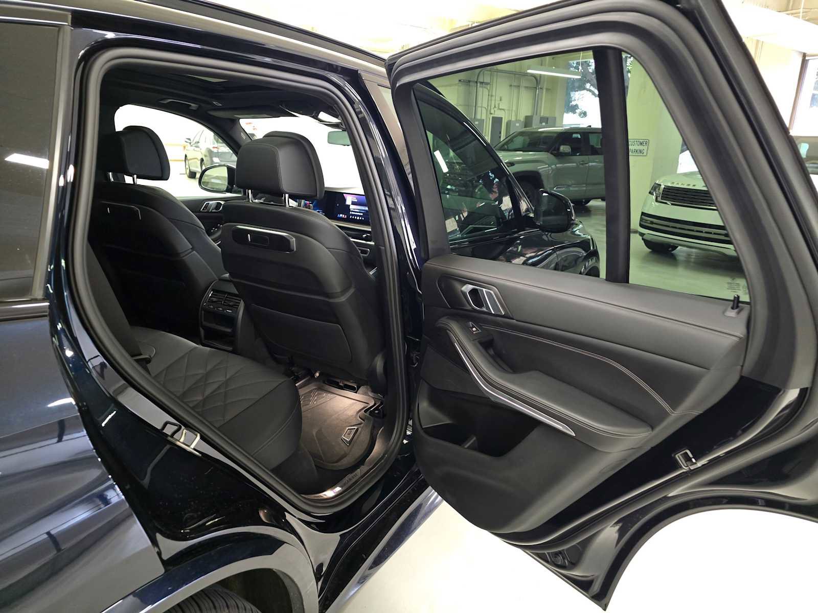 Used 2024 BMW X5 xDrive50e w/ M Sport Package image 15
