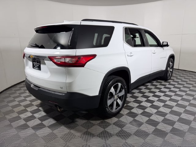 Used 2019 Chevrolet Traverse LT w/ LT Premium Package AWD/4WD image 8