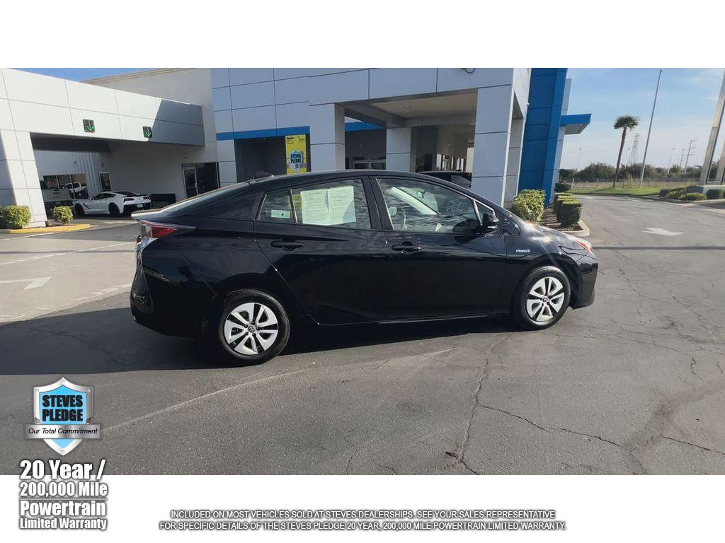 Used 2018 Toyota Prius Two image 12