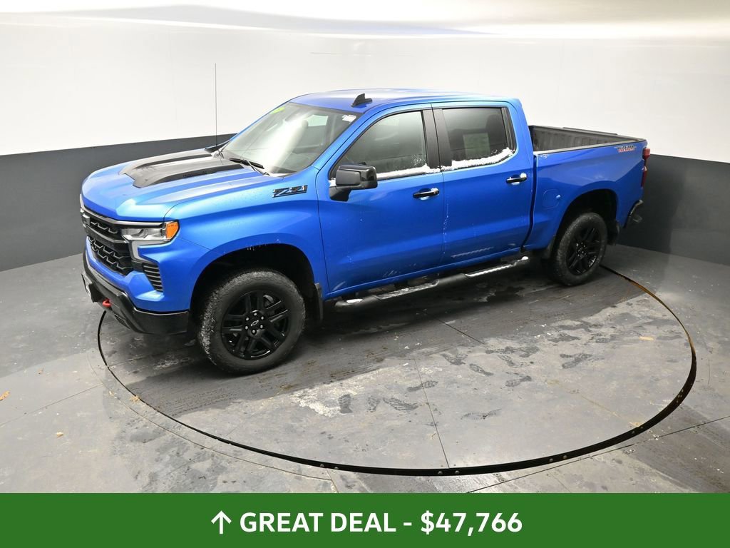 Used 2025 Chevrolet Silverado 1500 LT Trail Boss w/ LPO, Dark Essentials Package image 45