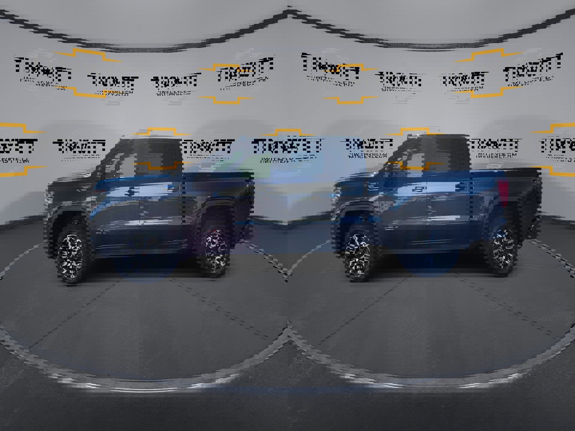 Used 2022 GMC Sierra 1500 AT4 w/ AT4 Premium Package image 6