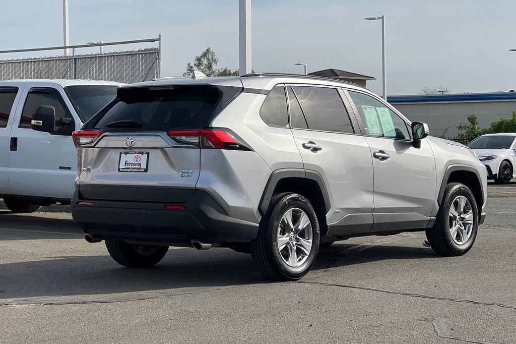 Certified 2025 Toyota RAV4 XLE image 5