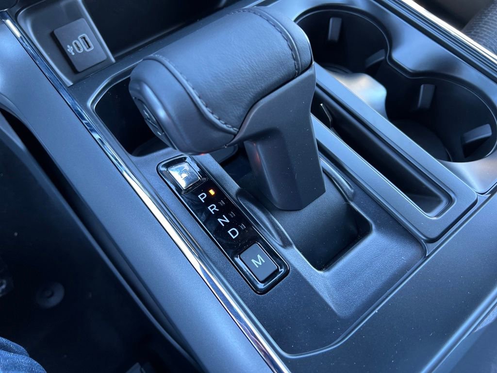 New 2025 Ford F150 XLT w/ Equipment Group 302A MID AWD/4WD image 31