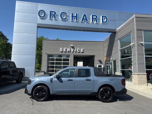 Used 2024 Ford Maverick XLT w/ XLT Luxury Package AWD/4WD image 2