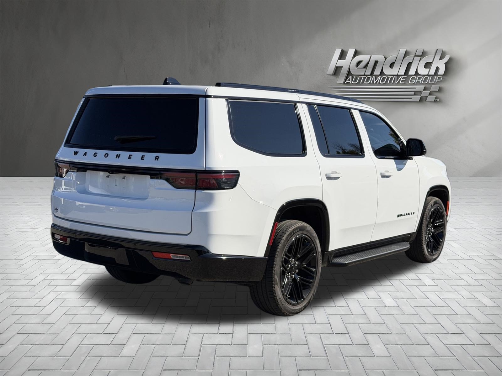 Used 2024 Jeep Wagoneer Series II AWD/4WD image 9