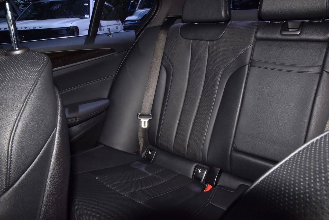 Used 2023 BMW 530i w/ Premium Package RWD image 19