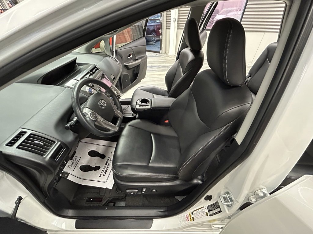 Used 2016 Toyota Prius V Five image 51