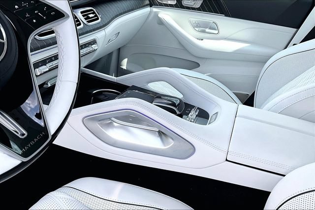 New 2026 Mercedes-Benz Maybach GLS 600 4MATIC image 7