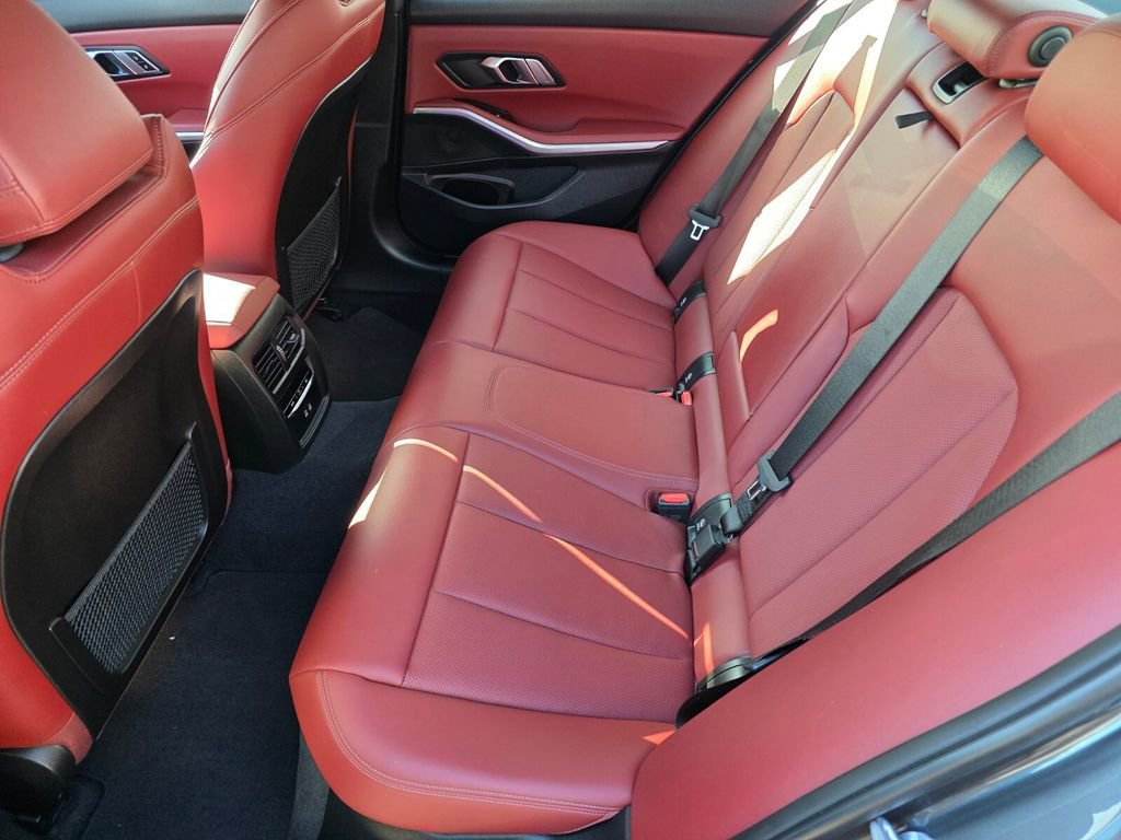 Certified 2022 BMW 330i Sedan w/ Premium Package 2 image 16