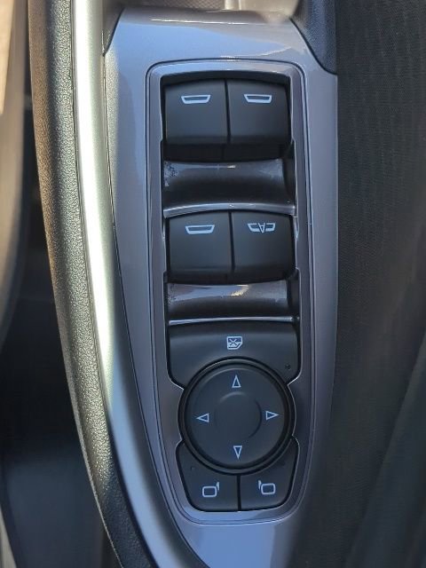 Used 2025 Chevrolet Malibu LT image 12