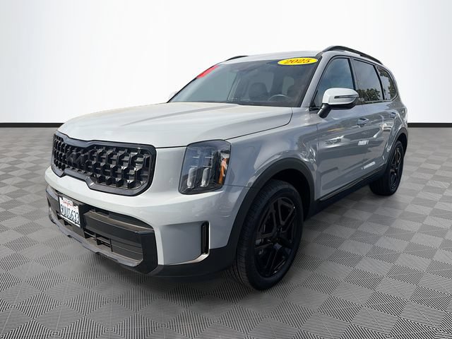 Used 2025 Kia Telluride EX X-Line AWD/4WD image 3