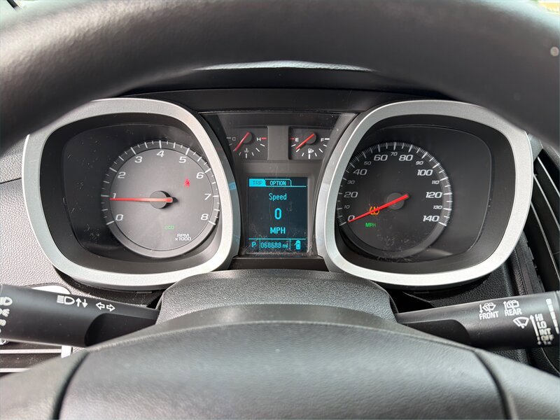 Used 2015 Chevrolet Equinox LS image 15