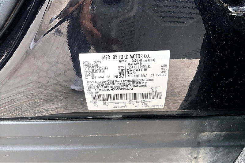 Used 2021 Ford Explorer XLT w/ Equipment Group 202A AWD/4WD image 27