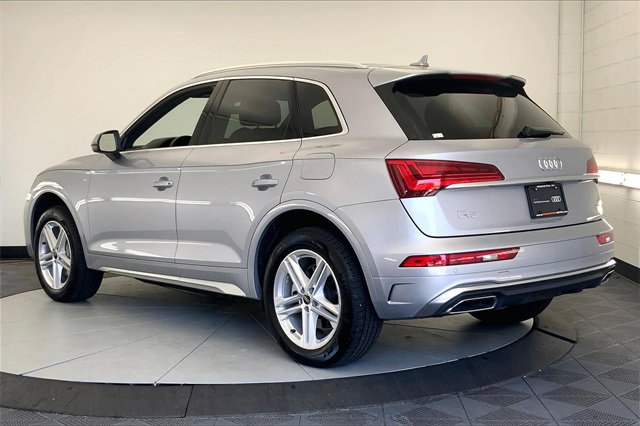 Certified 2024 Audi Q5 e Premium w/ Convenience Package image 12