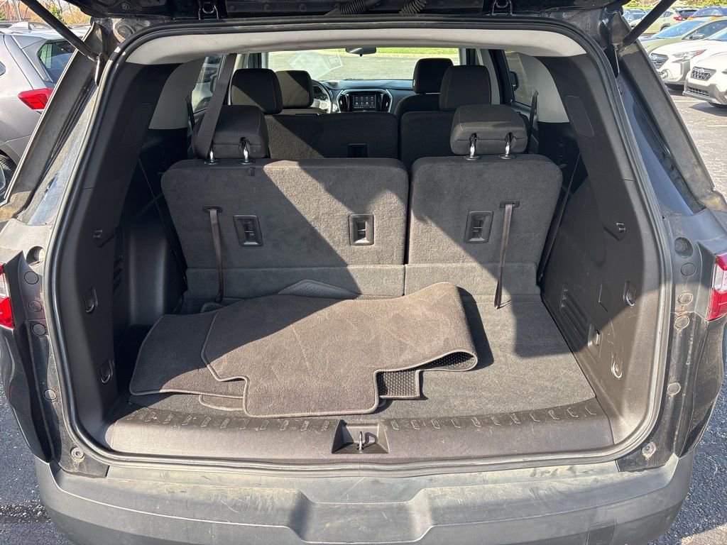 Used 2020 Chevrolet Traverse LS image 24