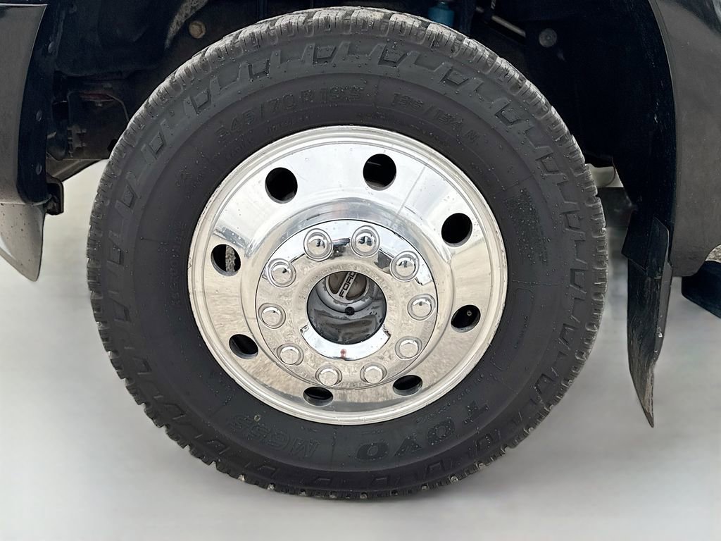 Used 2015 Ford F450 Platinum w/ FX4 Off Road Package image 32