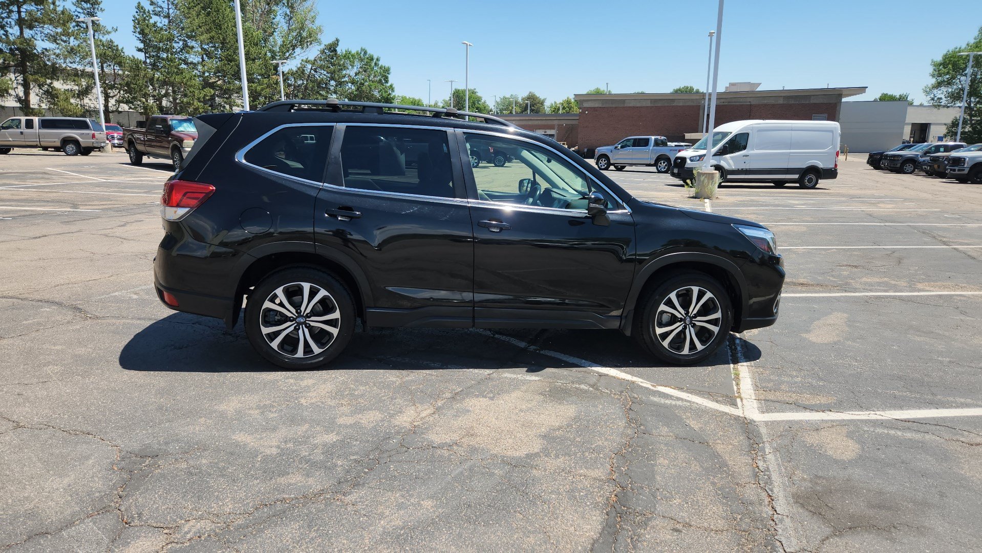 Used 2020 Subaru Forester Limited AWD/4WD image 13