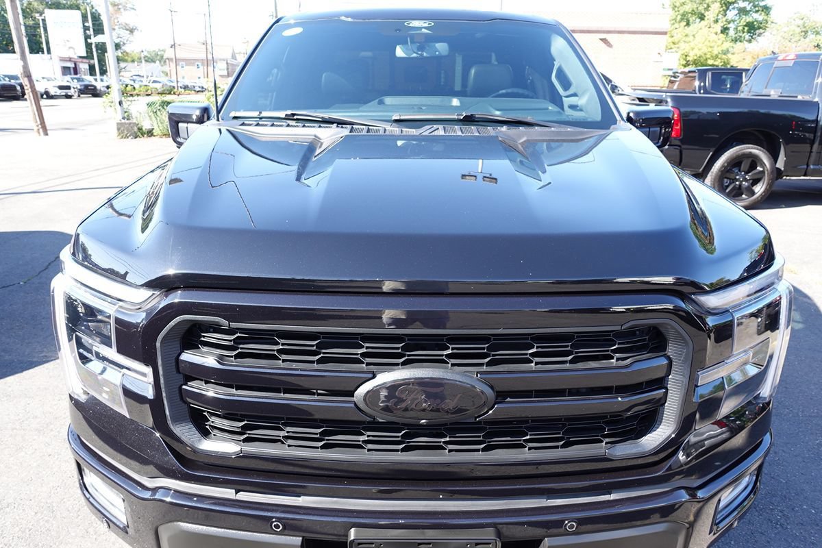 Used 2024 Ford F150 Lariat w/ Equipment Group 502A High AWD/4WD image 6