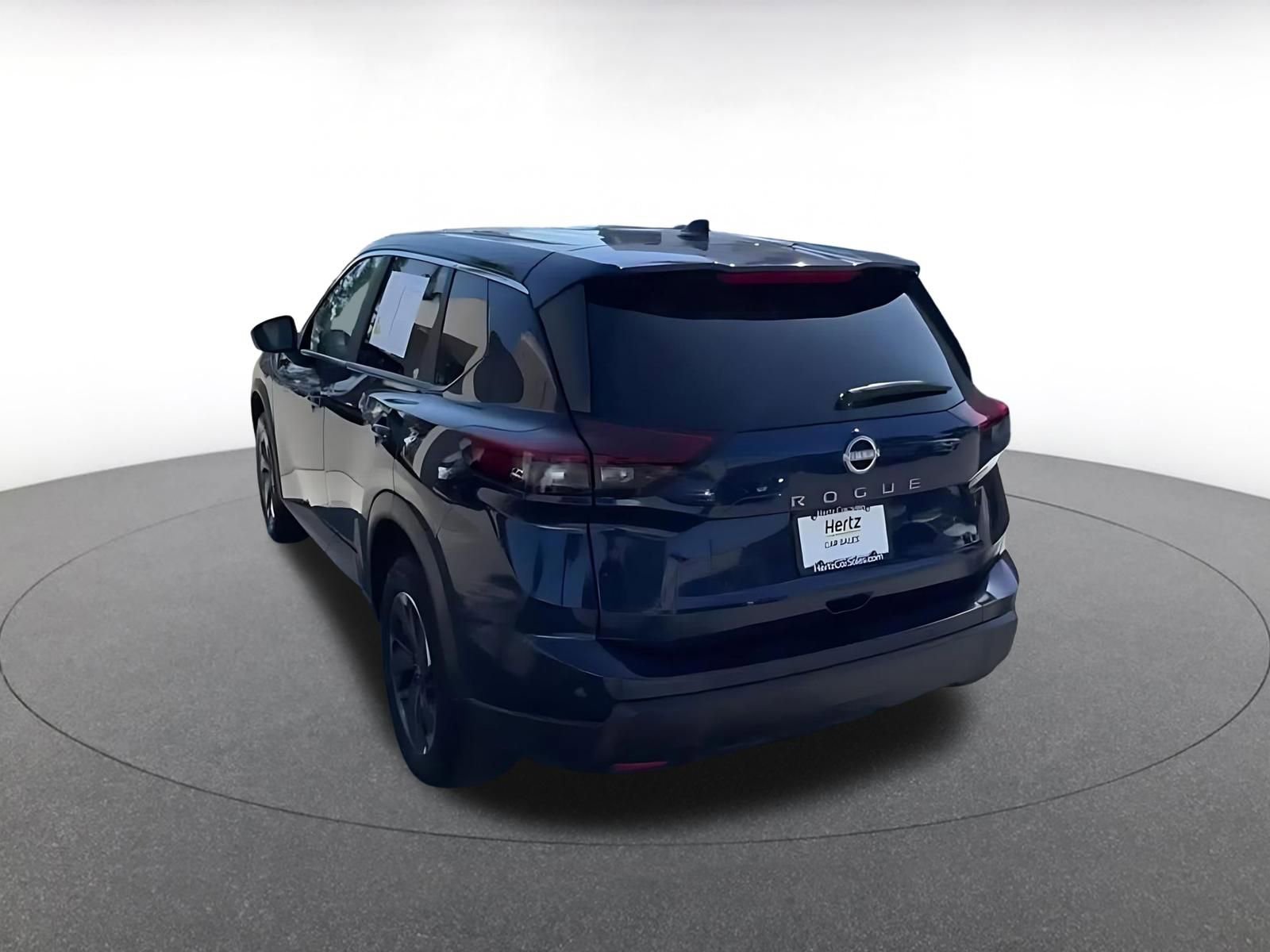 Used 2025 Nissan Rogue SV FWD image 11