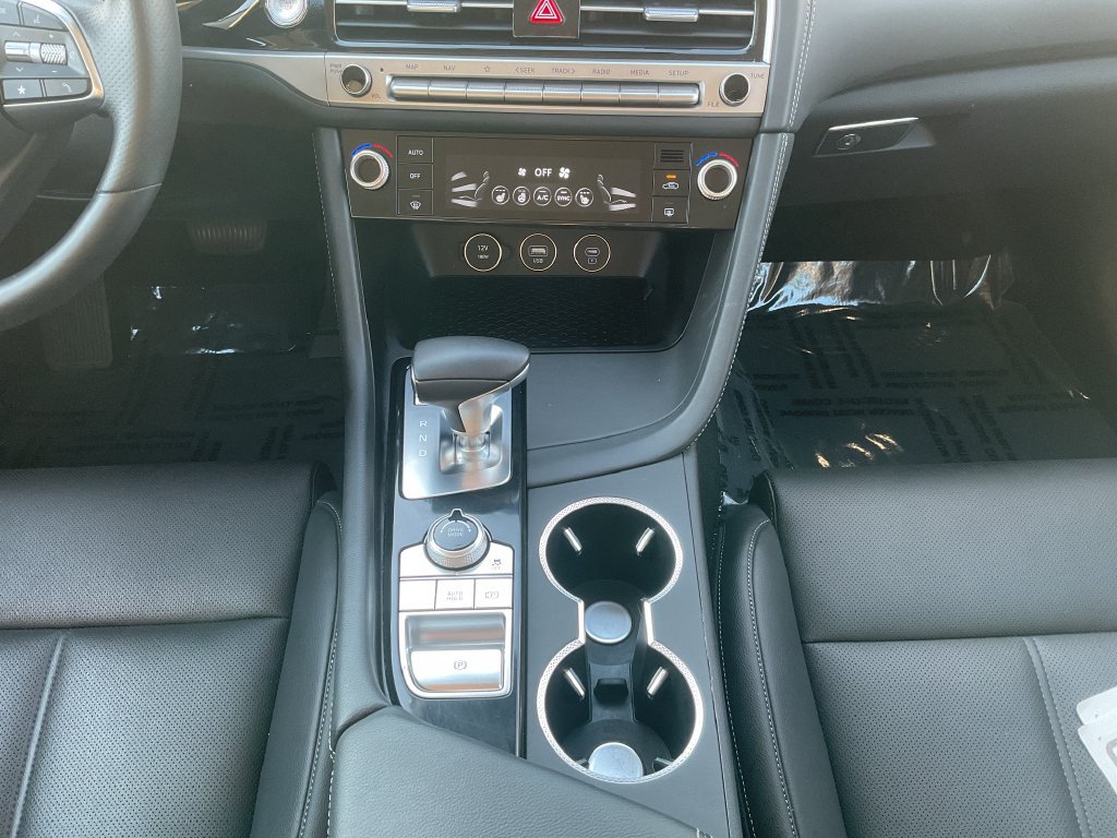 Used 2026 Genesis G70 2.5T AWD/4WD image 28