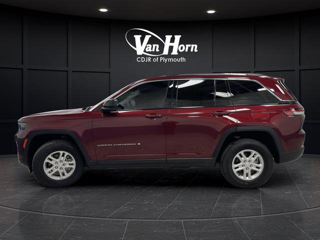 Used 2023 Jeep Grand Cherokee Laredo image 10
