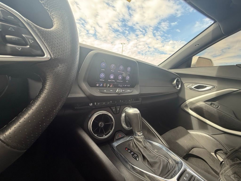 Used 2022 Chevrolet Camaro SS RWD image 12