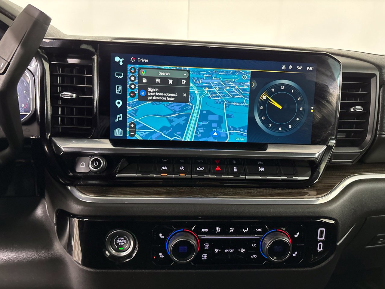 Used 2024 Chevrolet Silverado 1500 LT AWD/4WD image 17
