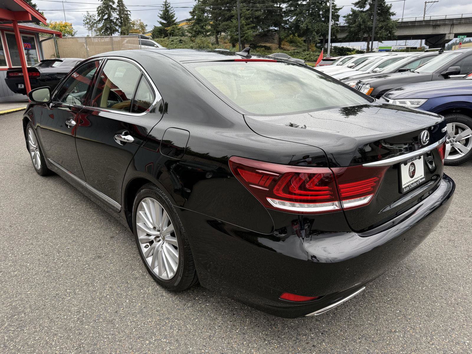 Used 2013 Lexus LS 460 image 11