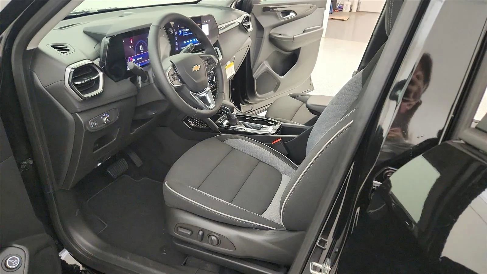 New 2026 Chevrolet TrailBlazer LT w/ Convenience Package image 22