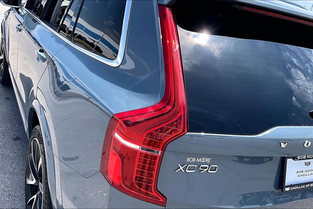 Used 2020 Volvo XC90 T6 Momentum w/ Protection Package Premier AWD/4WD image 31