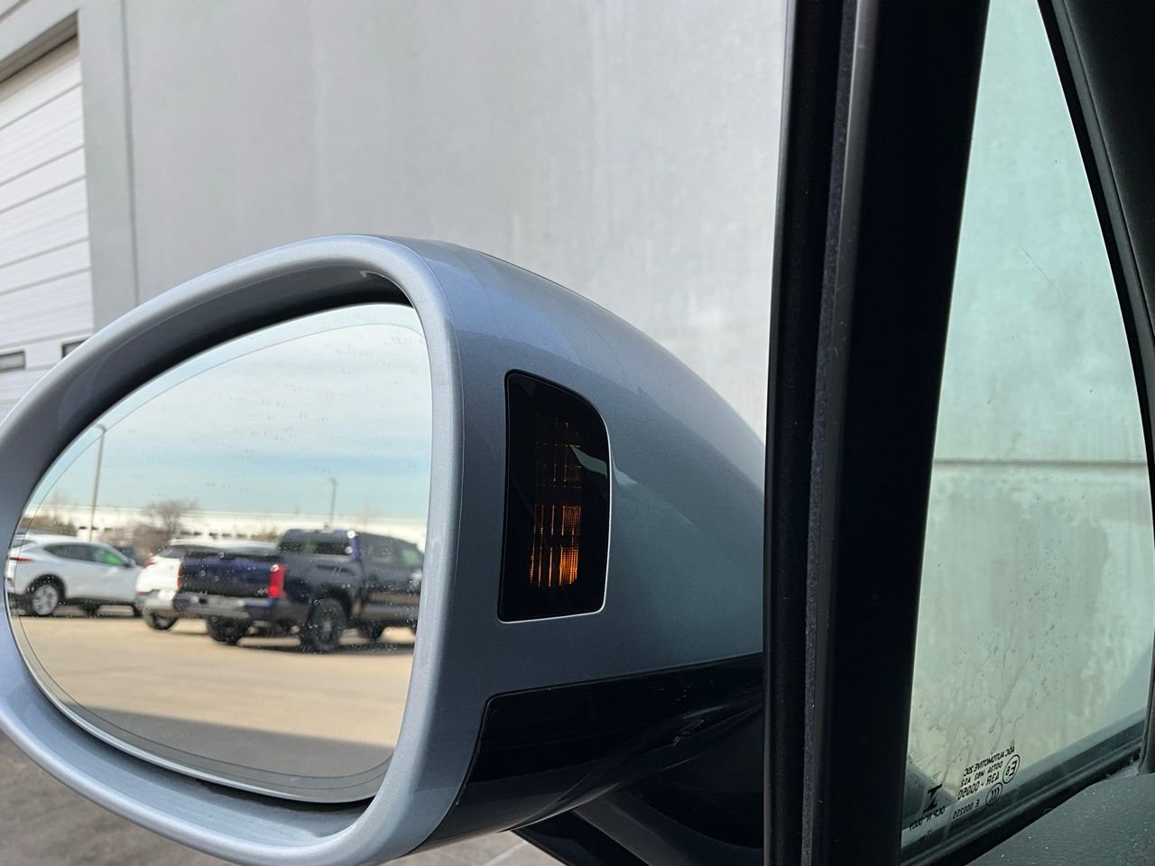 Used 2022 Porsche Macan S image 21